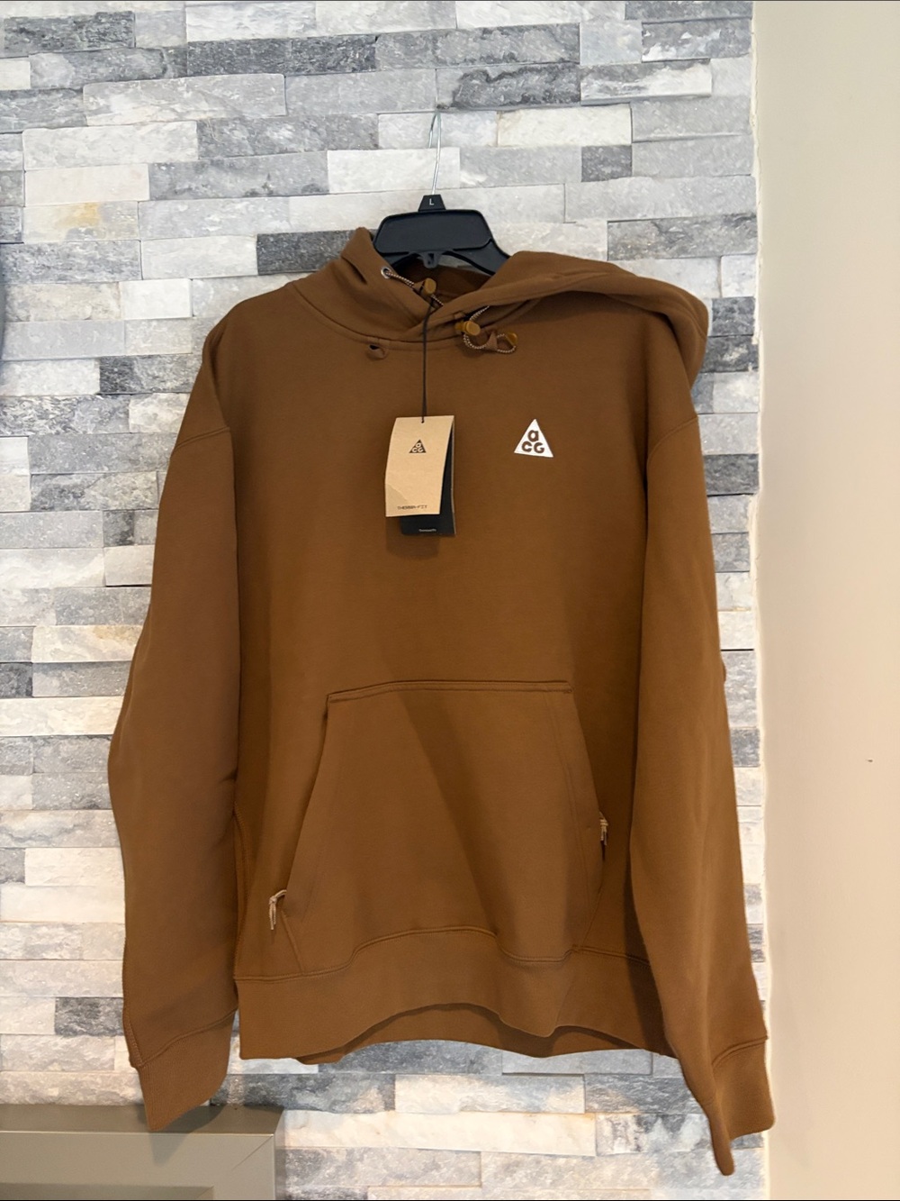 New!! Nike ACG men’s sweatshirt new with tags size small